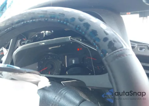 2017 Toyota Sienna Le 8 Passenger z USA, uszkodzony, nr VIN 5TDKZ3DC3HS771467